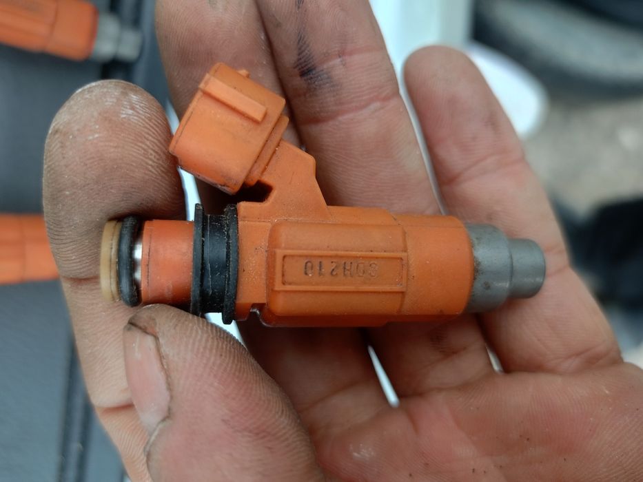 Форсунка Лансер 9