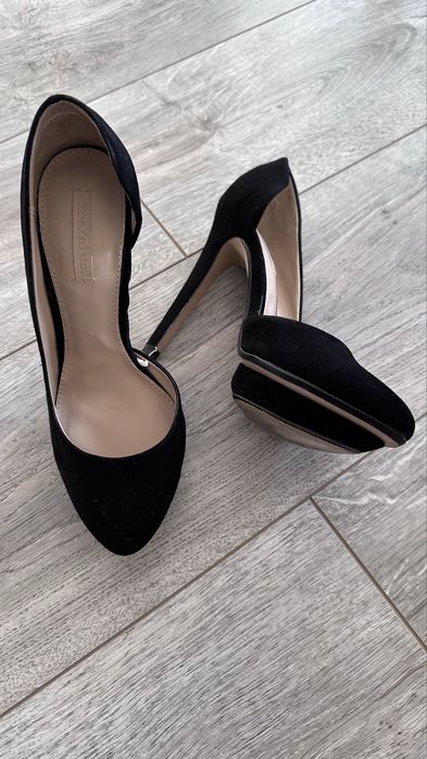 Новые туфли Zara