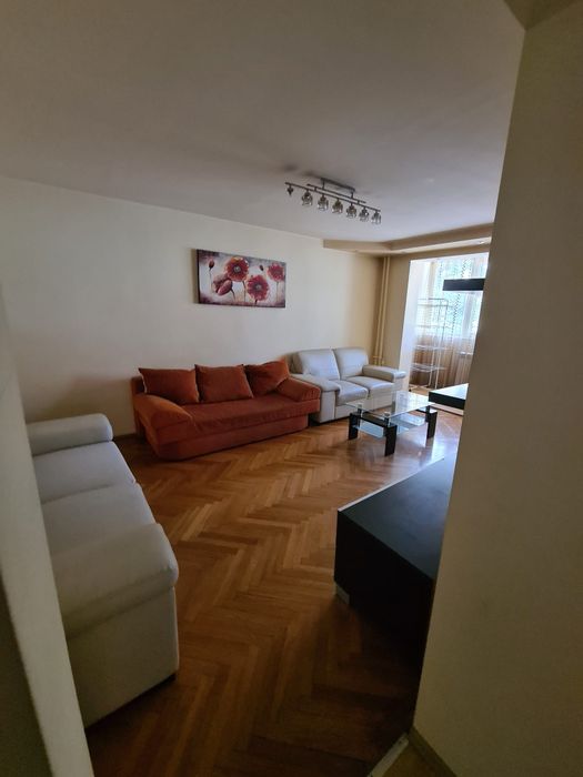 Apartament 3 camere chirie