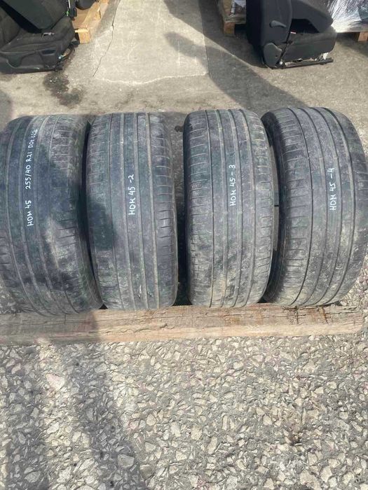 4 броя летни гуми Pirelli 255/40 R21 Dot 0220 ном 45