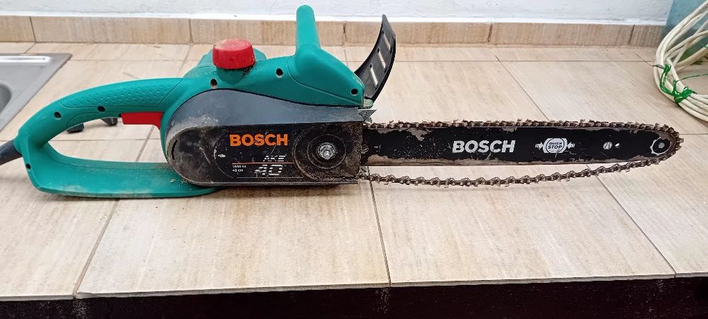 Drujbă electrica Bosch 40 cm