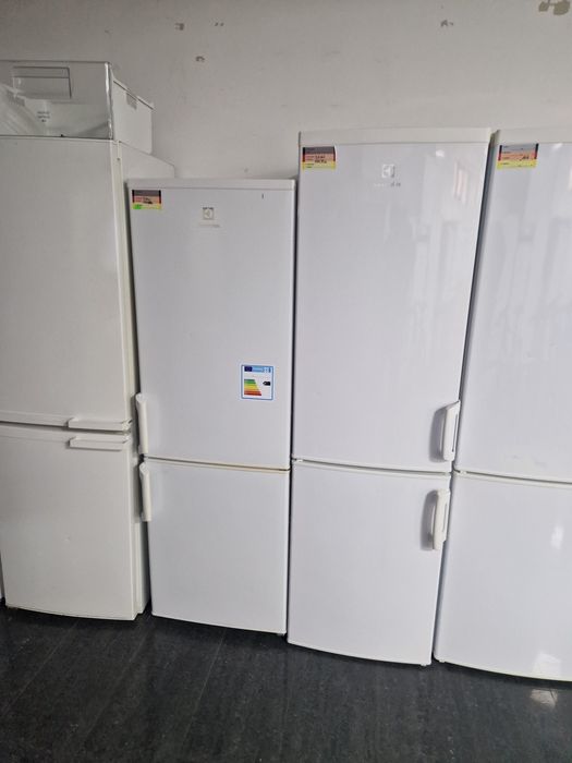 Хладилник с фризер Electrolux A++