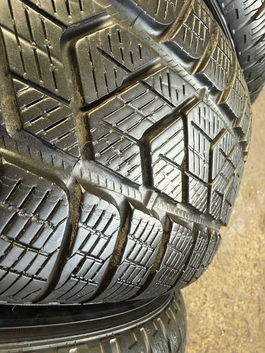 4x Anvelope Iarna 225/65 R17 - Pirelli Scorpion Winter