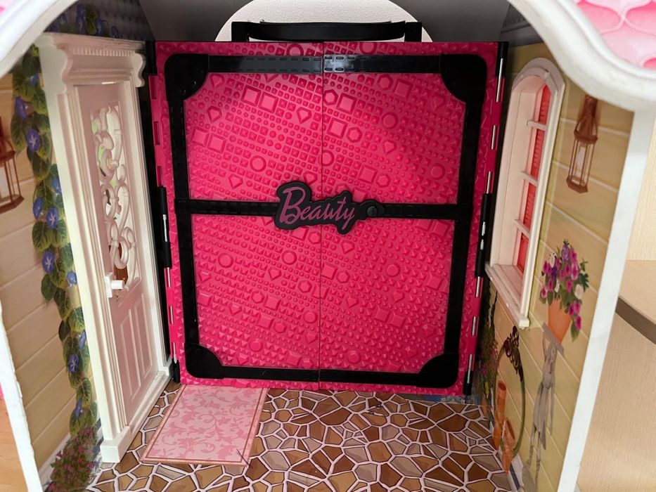 Куколный домик б/у