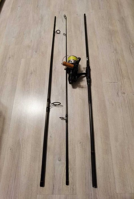 3 lansete Carp Expert cu mulinete Okuma si husa