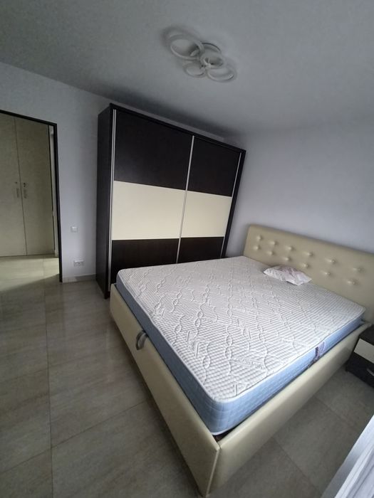 Apartament cu 3 camere