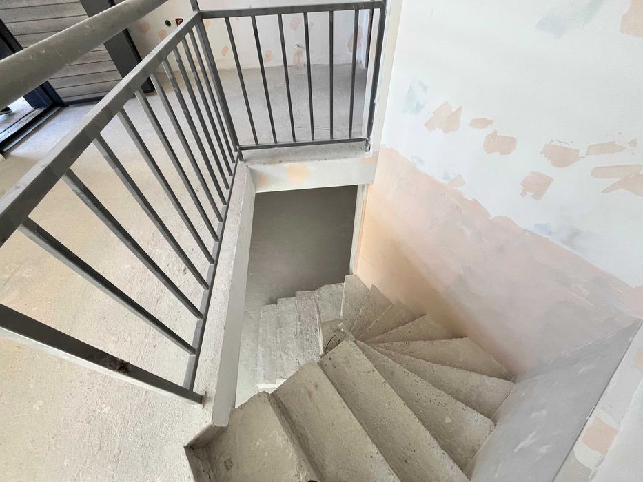 Продава се Тристаен апартамент в София, Овча купел - 130 кв.м за 1031 €/кв.м - Снимка #4