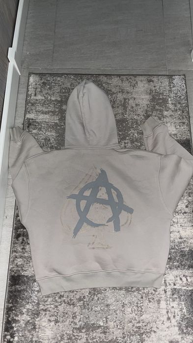 Alexander spade trust issues