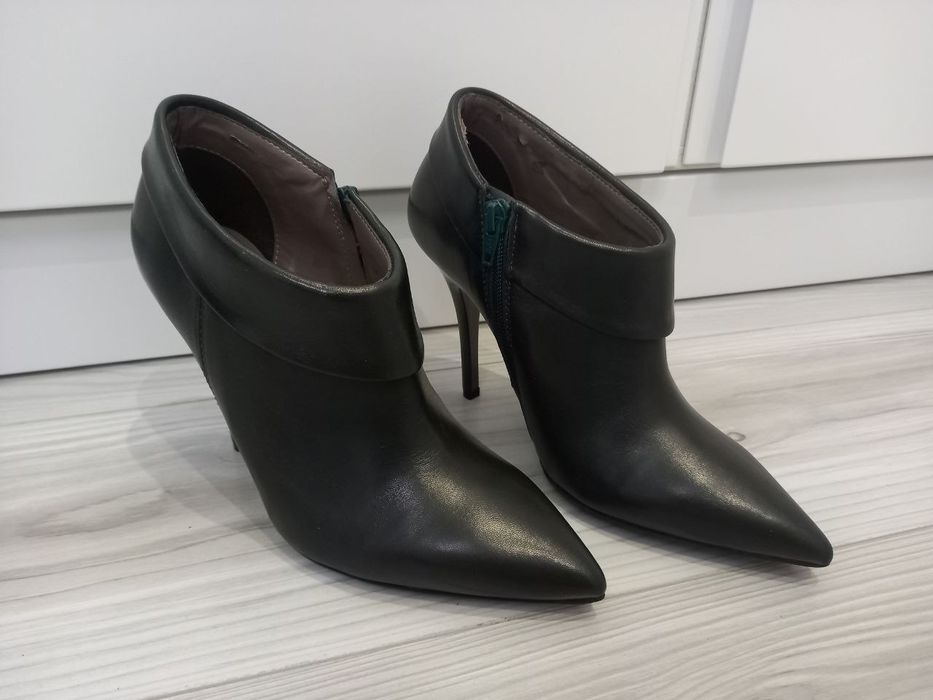 Ботильоны GEORGE  J. LOVE новые