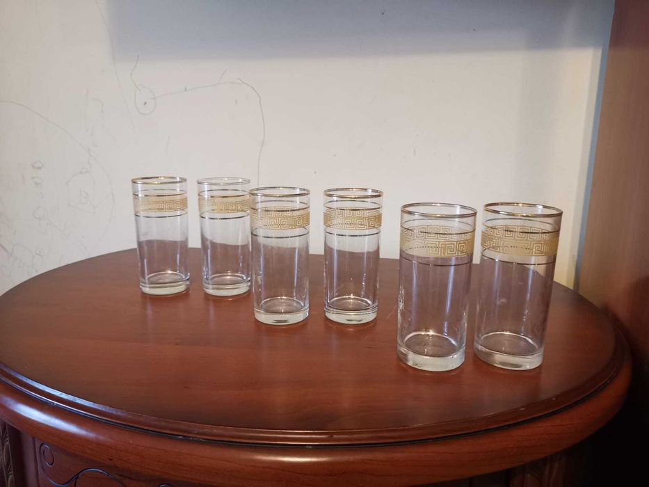 Set 6 pahare semicristal model auriu VERSACE 250 ml