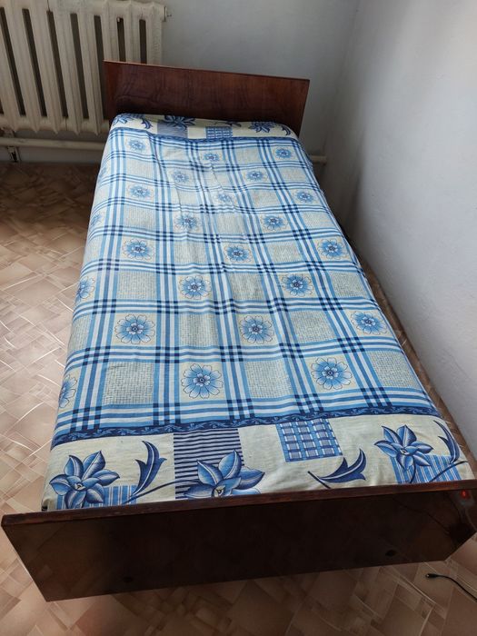 Продам кровать (односпальная)