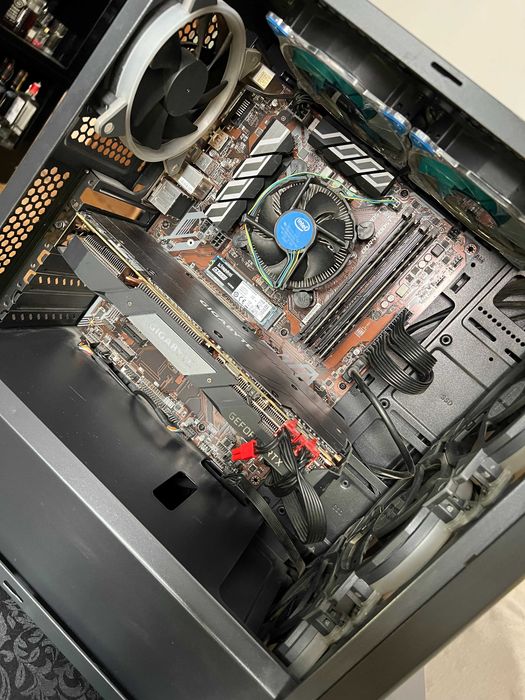 PC Gaming – RTX 2070 8GB / i5-8600 / 16GB RAM