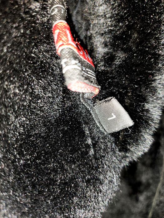 Палтенце от естествена кожа и яка от естествен косъм