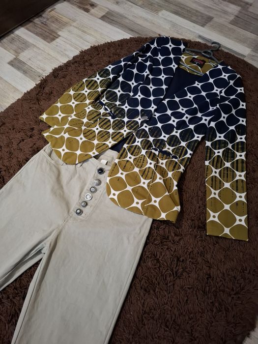 Дамски панталон и сако