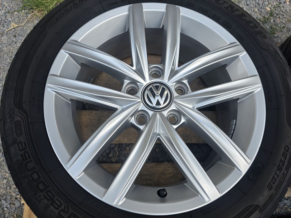 Лети джанхи 16ки 5х112 VW + летни гуми 205/55/16 Dunlop