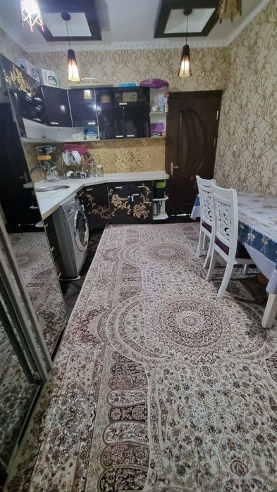 Продаётся 4/2/5 на Юнусабаде 19 квартал