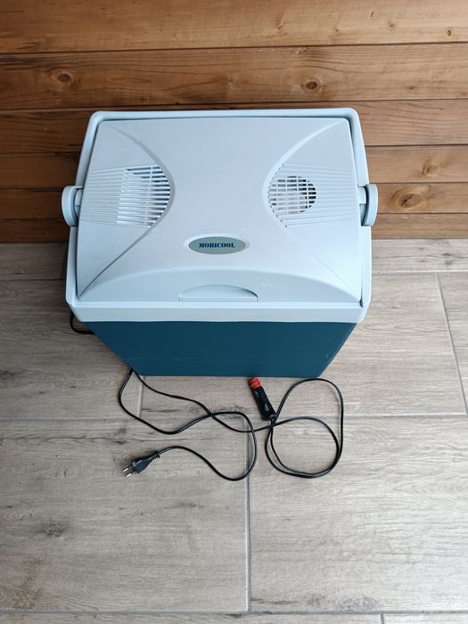 Хладилна чанта  Mobicool. Waeco 12/220v