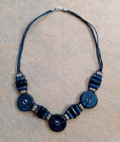 Колиета от керамика, ръчна изработка