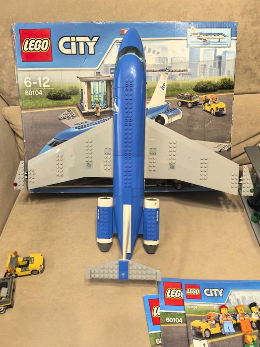 LEGO City 60104 Пътнически терминал