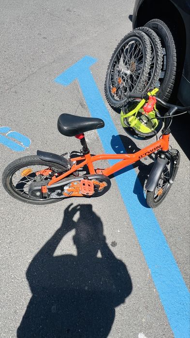 Bicicleta 16 inch  plus casca inclusa/ bonus roti 24 inch