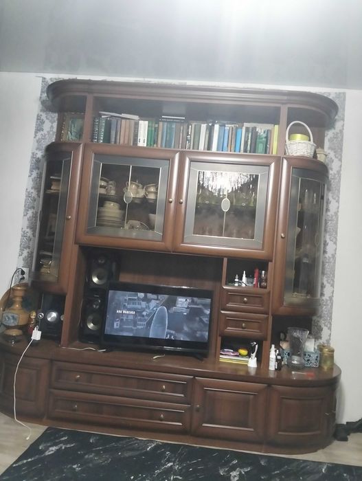 Продам стенку 10 000