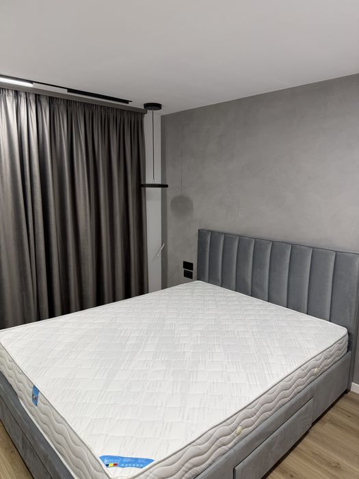 Apartament 3 camere renovat complet de vanzare sau INCHIRIAT