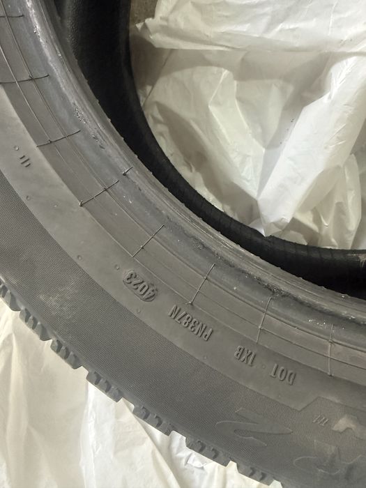 Зимни гуми 285/45/20