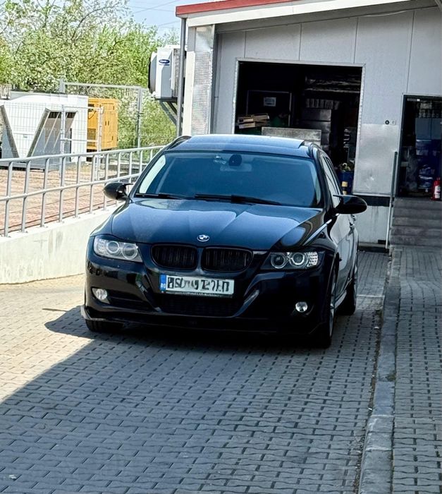 BMW E91 2012. 2.0D 184 cp