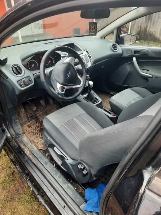 Ford Fiesta Plus 2010 benzina+GPl