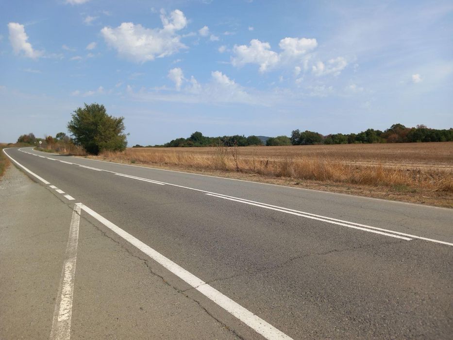 Продавам земеделска земя, гр. Бургас, до с. Извор