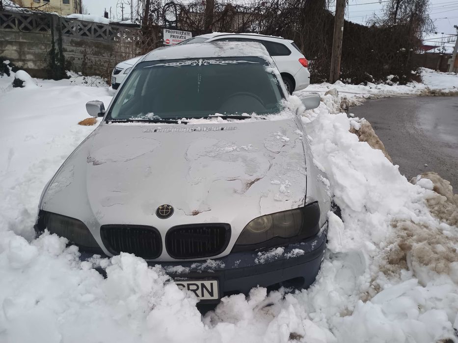 Vând BMW E46 2.2 benzina