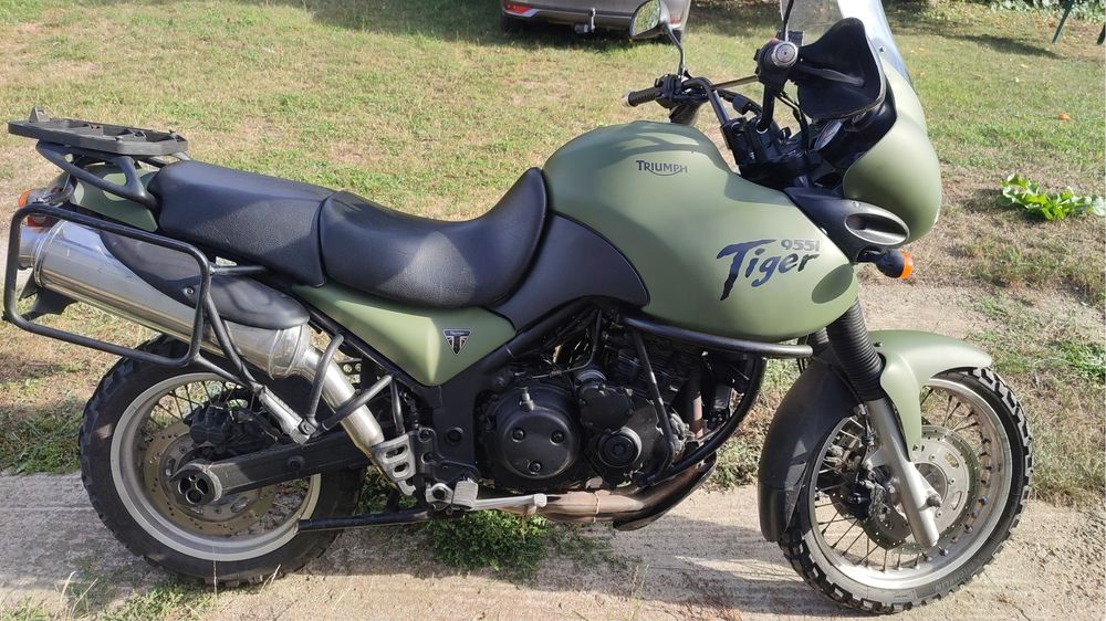 Vând Triumph Tiger 955i