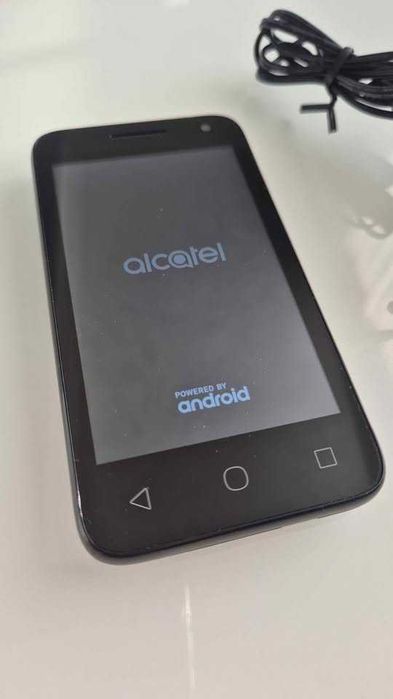 Телефон Alcatel 1e