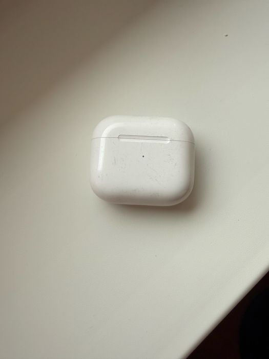 Продам AirPods 3