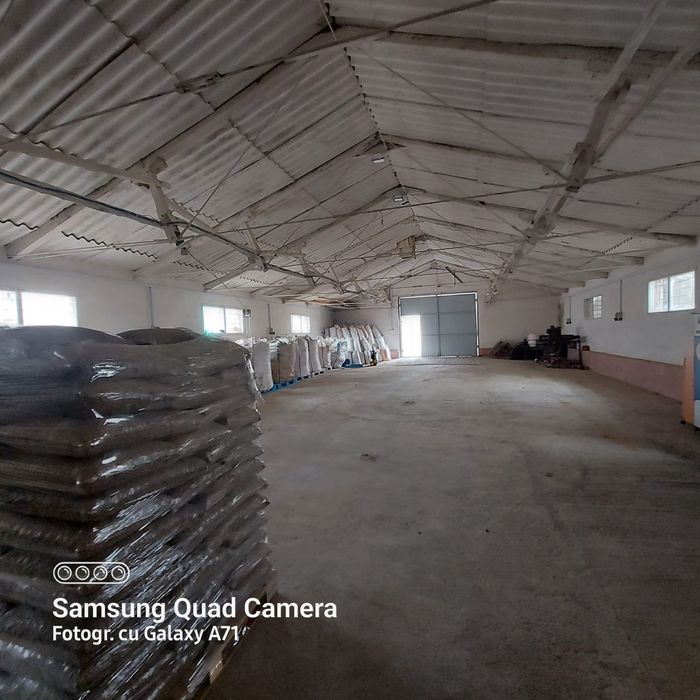 VAND sau inchiriez hala 300m2  și teren 1300 m2