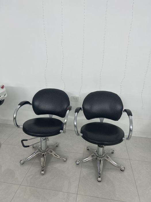 Парикмахерское кресло