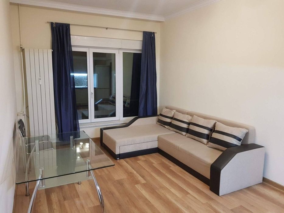 Тристаен апартамент в Центъра на София.