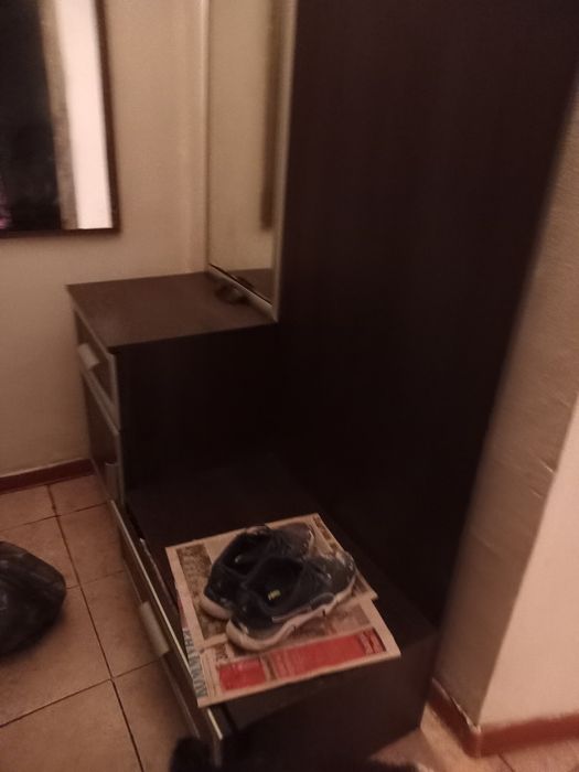 Мебель прихожая в хорошем состоянии