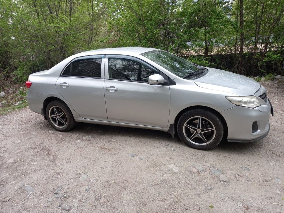 Продам машину 2012 года