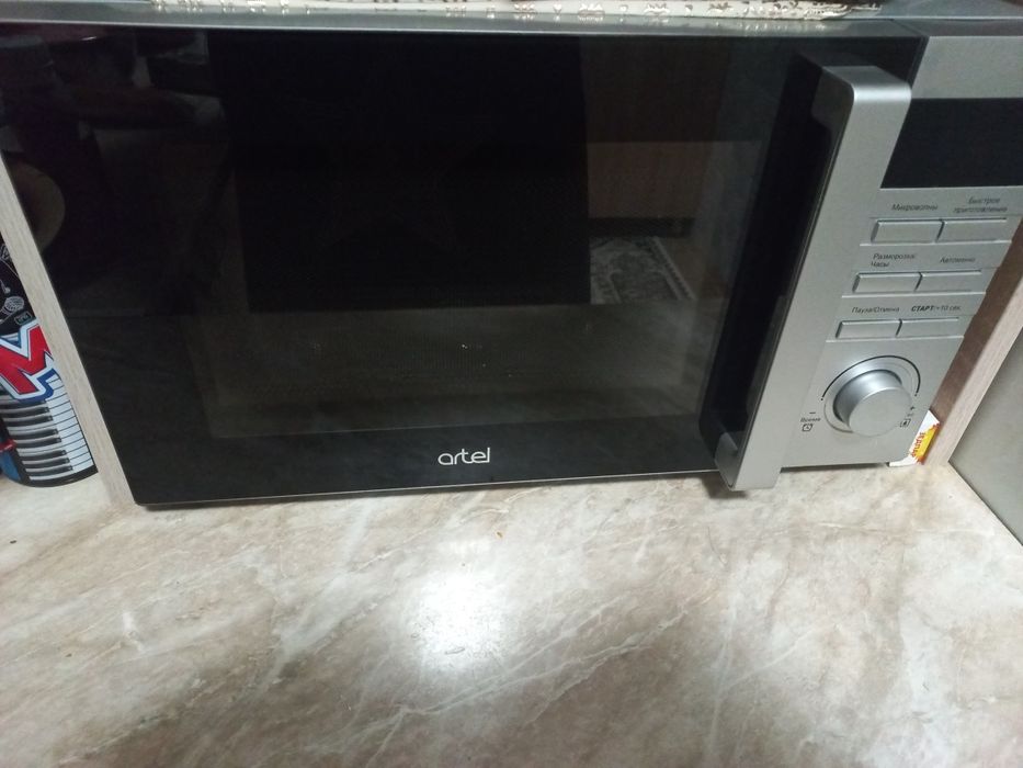 Продаётся микроволновка Артель  в хорошем состоянии