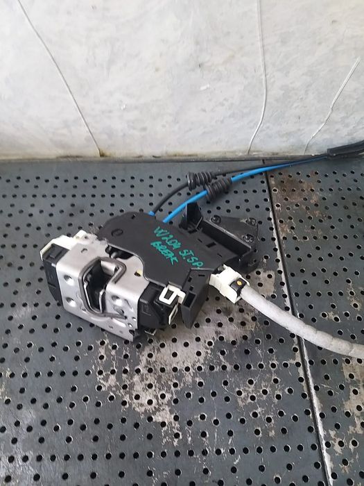 Broasca usa stanga spate mercedes c class w204 break a2047331708