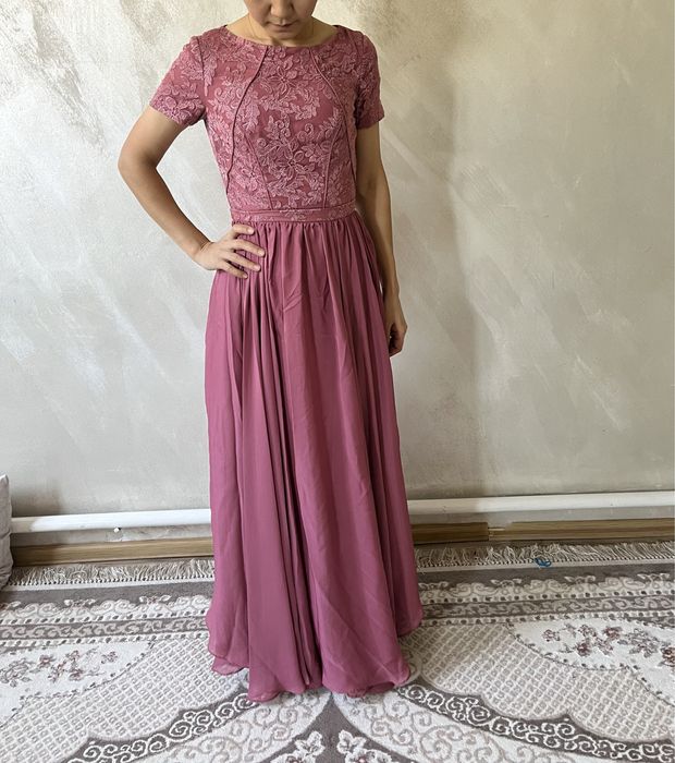 Вечерние платьяя