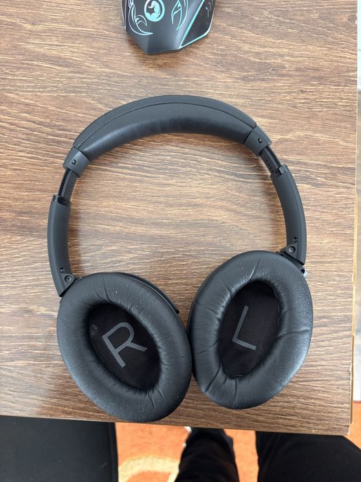 Vând căști Bose QuietComfort (Black)