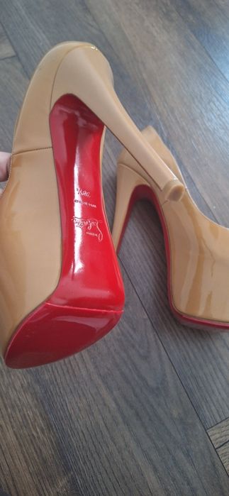 Pantofi Christian Louboutin Lady Peep Nude - Mărimea 39 1/2