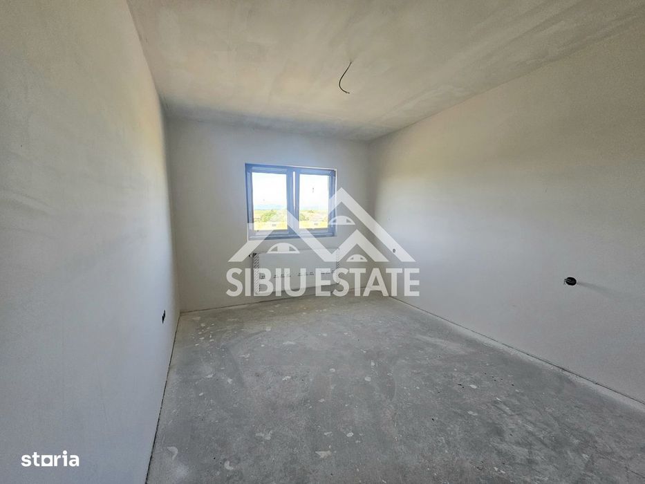 Casa noua 4 dormitoare, 3 bai