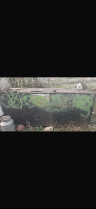 Срочно! Металлический бак