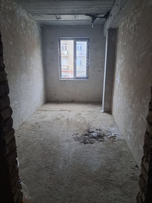 Продаются 2-ух. И 3-ёх комнатные квартиры.