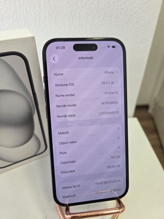 IPhone 15 87% baterie