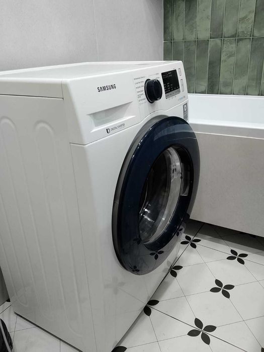 Продам стиральную машинку