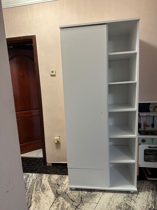 Детски гардероб бял